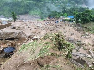 सिन्धुपाल्चोकमा पहिरोमा परी ६ को मृत्यु, २४ बेपत्ता