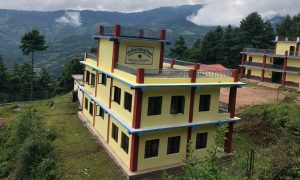 रङराेगन पछि चिटिक्क विद्यालय