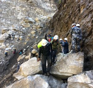 पहिरोमा रोकिएका चार विदेशीको उद्धार